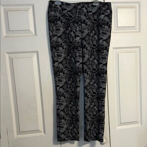 Soft Surroundings Black Gray Lotus Floral Ponte Knit Leggings Pants Stretch